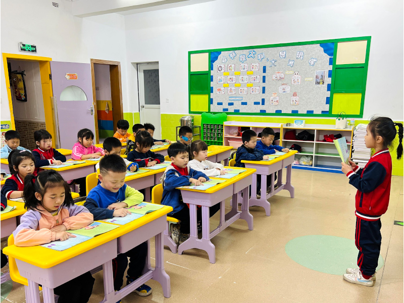 郴州市北湖區迪斯尼幼兒園師生風采