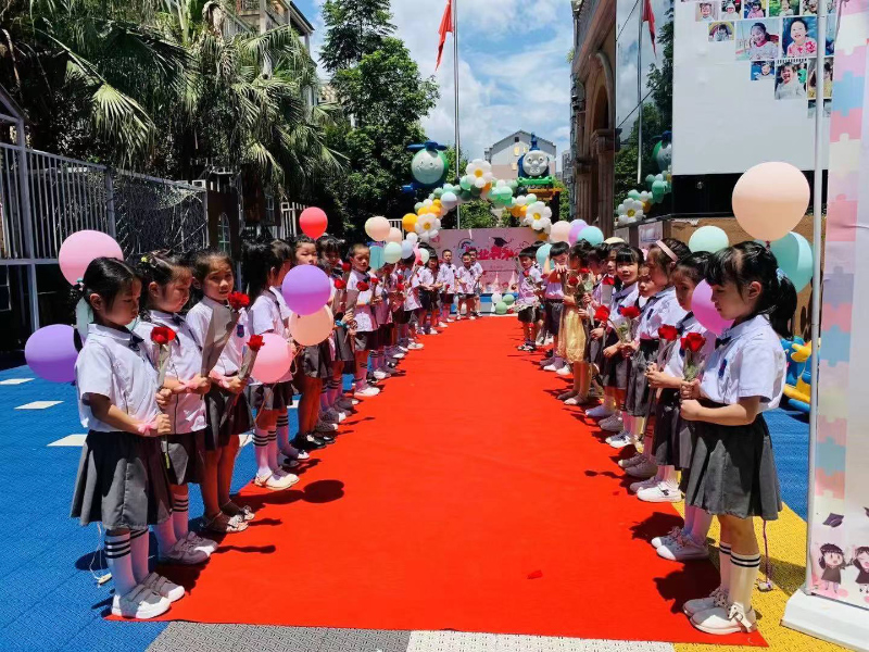 郴州市北湖區(qū)意蒙幼兒園師生風(fēng)采